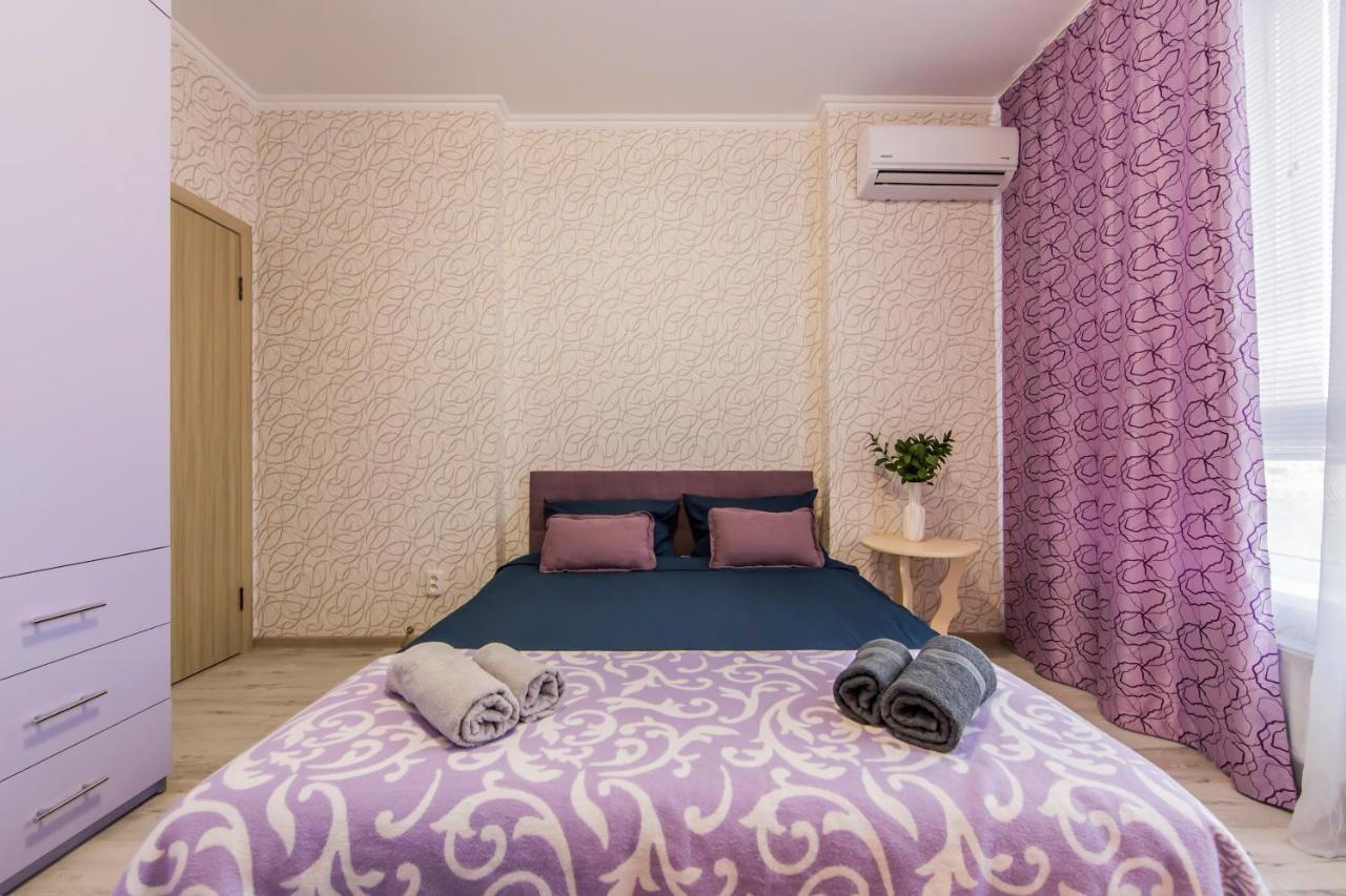Стильные Апартаменты,Метро Вырлица,Метро Харьковская كييف المظهر الخارجي الصورة